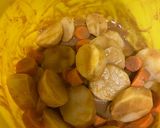 صورة لخطوة 5 من وصفة صينية دجاج بالخضار لذيذة 😋 تتبيلة خاصة باللبن الزبادي