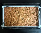 A picture of step 5 of Date & Macadamia Nut Slice.
