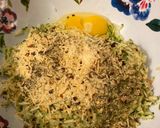 A picture of step 3 of Cheesy zucchini sticks.