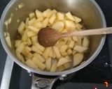 Une image de l'étape 1 de Tarte aux pommes rhubarbe.