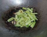 Foto langkah ke 4 dari resep Tumis timun.