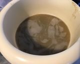Une image de l'étape 9 de Bouillon de bœuf aux herbes fraîches.