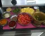 A picture of step 2 of આલૂ પાલક સબ્જી (Aloo Palak Sabji Recipe In Gujarati).
