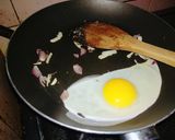Foto langkah ke 3 dari resep Menu diet : Nasi goreng bunga kol.