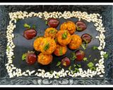 A picture of step 5 of Crispy Murmura Pakoda.