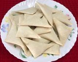 A picture of step 6 of Chicken Samosa/Chicken Kheema Samosa.