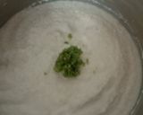 A picture of step 3 of Beetroot semolina double colour dhokla.