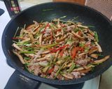 香根豆干炒肉絲的食譜步驟8照片