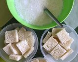 Foto langkah ke 1 dari resep Puding Roti Pandan.