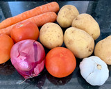Foto del paso 1 de la receta: Pechugas de pollo en el horno con verduras