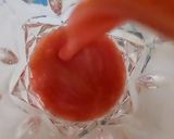 A picture of step 2 of Strawberry juice.