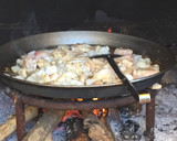 Foto del paso 2 de la receta: Fideuá a leña