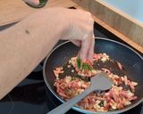 Foto del paso 2 de la receta: Quiche de patata y bacalao