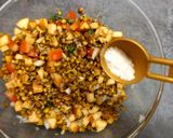A picture of step 4 of Sprout Bhel.