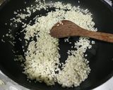 Hình bước làm 4 của món Risotto Hải Sản Ý