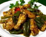 Foto del paso 4 de la receta Pollo con pimientos fritos al pimentón