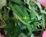 Foto langkah ke 3 dari resep Kangkung cah telur puyuh.