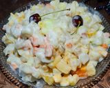A picture of step 5 of Russian salad😋😋.