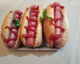 A picture of step 3 of Hot dogs.