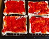 A picture of step 3 of BREAD Pizza:.