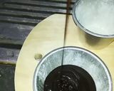 Foto langkah ke 4 dari resep Choco Lava Cake.