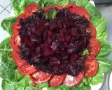 Une image de l'étape 8 de Salade de romaine aux betteraves rouges, tomates, frisée rouge et feta.
