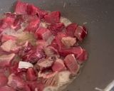 A picture of step 4 of Beef stroganoff.