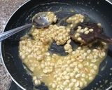 સીંગદાણા ની ચીક્કી (Peanuts Chikki Recipe in Gujarati) રેસીપી સ્ટેપ5ફોટો