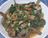 Foto langkah ke 3 dari resep Cah Daging Daun Ginseng.
