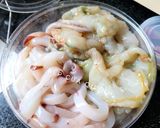 Hình bước làm 2 của món Phở khô xào hải sản