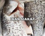 Gambar langkah 1 resipi Asam Pedas Ikan Siakap Tanpa Tumis.