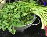 A picture of step 1 of ‘Chicken Cafreal’: A Popular Goan Green Chicken Curry.