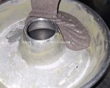 Foto langkah ke 9 dari resep Bolu Ketan Kukus Keju Lumer.