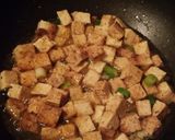 A picture of step 3 of Cabbage & Fennel Tofu Ramen Noodle Soup.