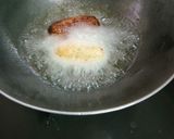 A picture of step 6 of Potato rice bullet.