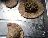 Foto del paso 4 de la receta: Empanadas de proteína de soja y espinaca! 🥬🥟