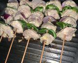 A picture of step 5 of Chicken kebabs.