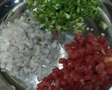 A picture of step 2 of Vegetables PIZZA.