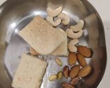 रंग बिरंगी ड्राई फ्रूट मावा स्टफ्ड मल्टीग्रेन आटा गुजिया रेसिपी चरण 1 फोटो
