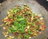 A picture of step 3 of Veg spring rolls.