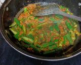 मसाला भिंडी (masala bhindi recipe in Hindi) रेसिपी चरण 5 फोटो