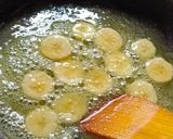 A picture of step 2 of Banana bilasary.