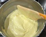 Foto langkah ke 5 dari resep Marmer Cake Law Thomaz.