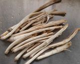 A picture of step 1 of Mashroom (Ranbhaji).