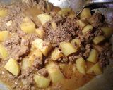 A picture of step 4 of Qeema Aloo.