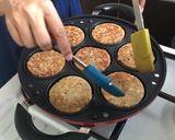 Foto langkah ke 5 dari resep Cheese Burger (tanpa tepung roti).