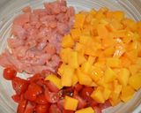 Une image de l'étape 3 de Salade de mangue et saumon parfumée au basilic.
