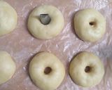 Foto langkah ke 6 dari resep Donat Kampung 🍩.