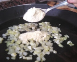 Foto del paso 5 de la receta: Emperador con salsa y marisco