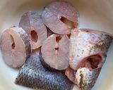 Hình bước làm 1 của món Canh chua cá lóc đồng